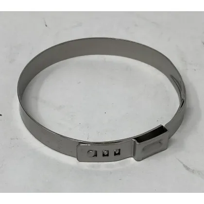 Крепление отличительных табличек для вертикальных трубопроводов 947-30.001-05 30 мм